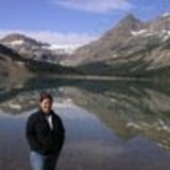 Meet your Posher, Yvette - Picture 1 of 1